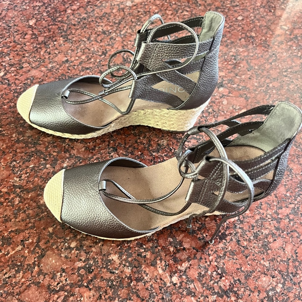 Vionic Women's Calypso Wedge Sandals size 6